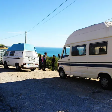 Anywhere Destination Nomad Nyaraló